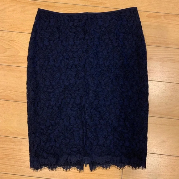 DVF Diane Von Furstenberg Scotia Lace Pencil Skirt Navy Blue 8 - Picture 4 of 9